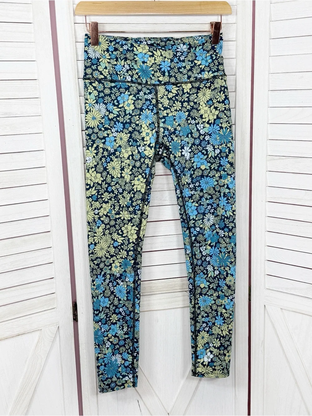 Free People Movement Lose Control Floral‎ Wrap Waist Leggings Blue Small Boho